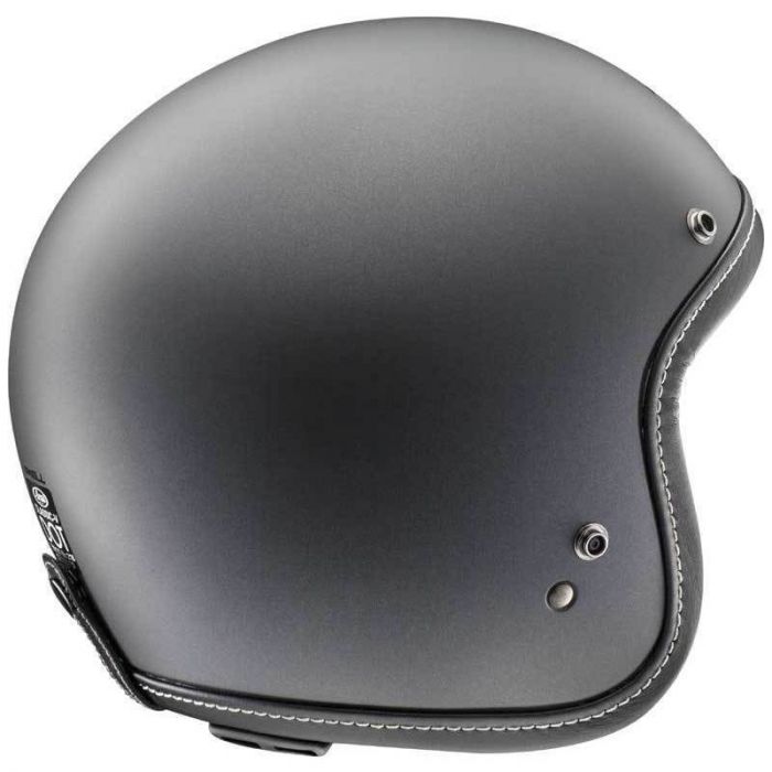 Arai Classic-V Solid Helmet